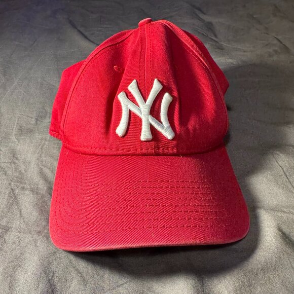 NY CAP - Picture 1 of 3